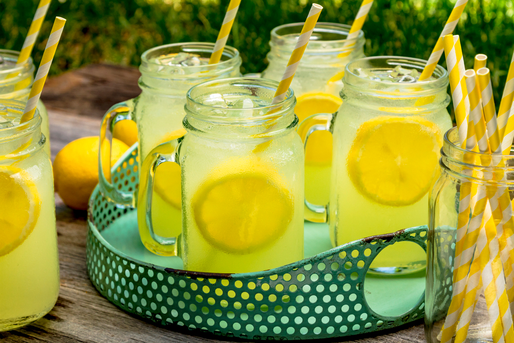 Zumos y granizados de frutas para hidratarse en verano